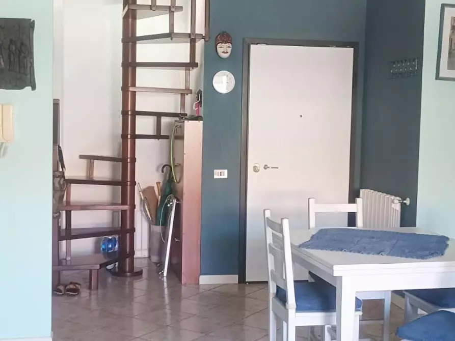 Immagine 6 di Mansarda in vendita  a Viareggio