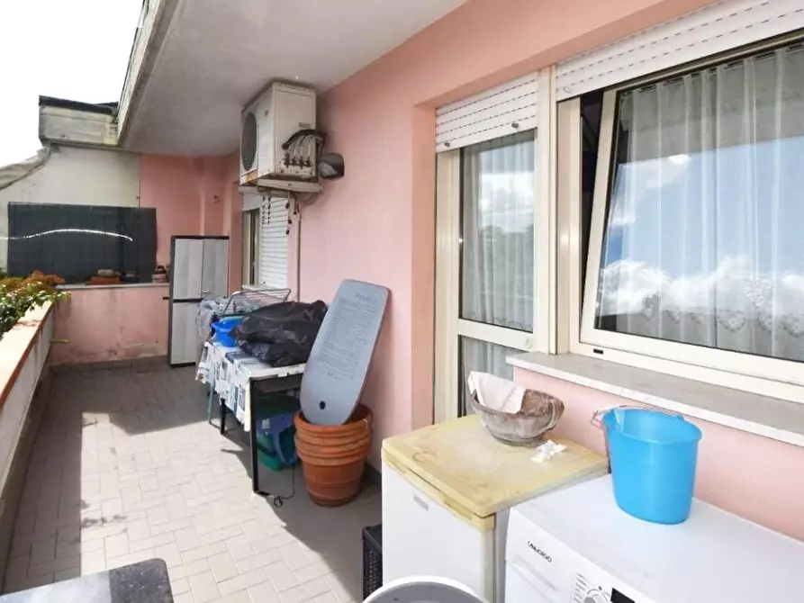 Immagine 8 di Mansarda in vendita  a Viareggio