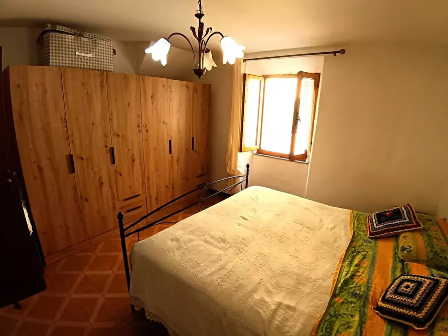 Immagine 10 di Appartamento in vendita  a Colle Di Val D'elsa