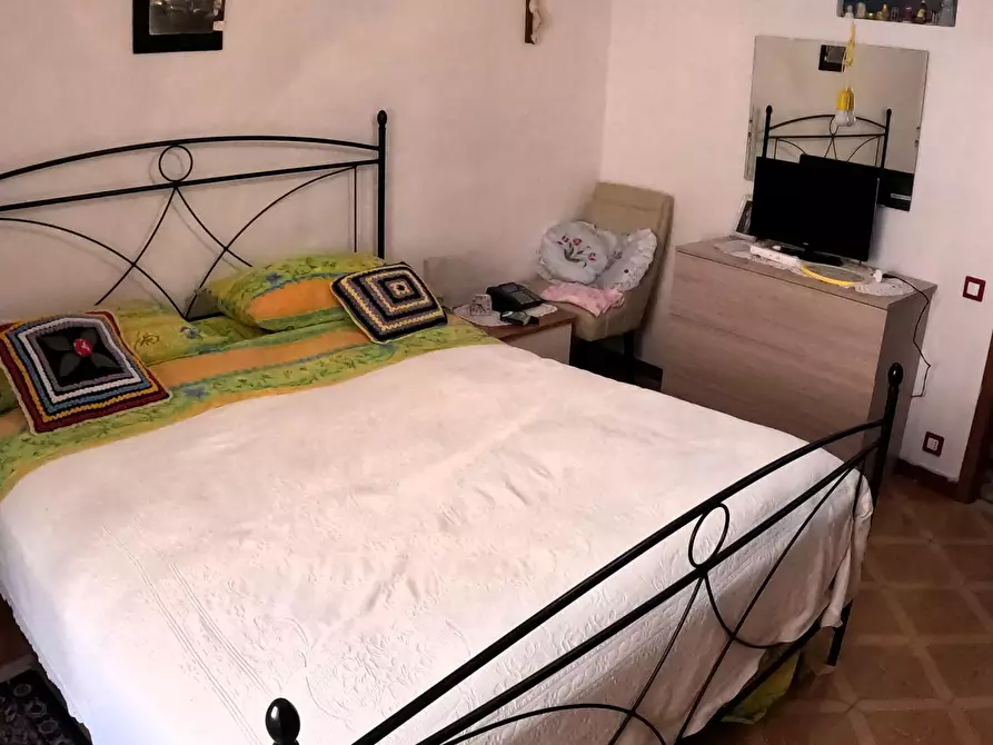 Immagine 11 di Appartamento in vendita  a Colle Di Val D'elsa