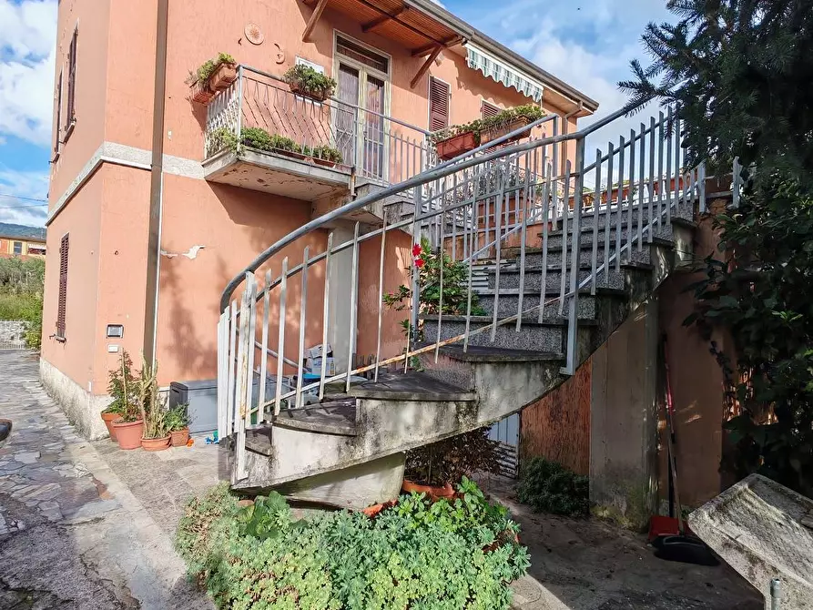 casa indipendente in vendita a Castelnuovo Magra in zona Molicciara