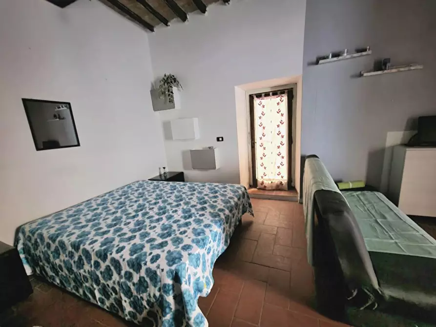 Immagine 7 di Appartamento in vendita  a Colle Di Val D'elsa