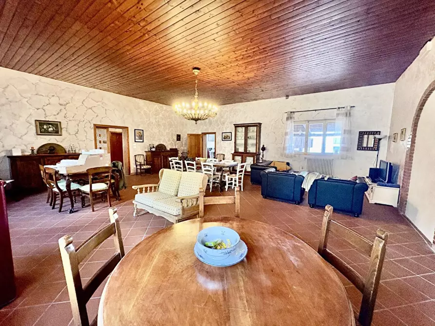 Immagine 32 di Villa in vendita  a San Gimignano