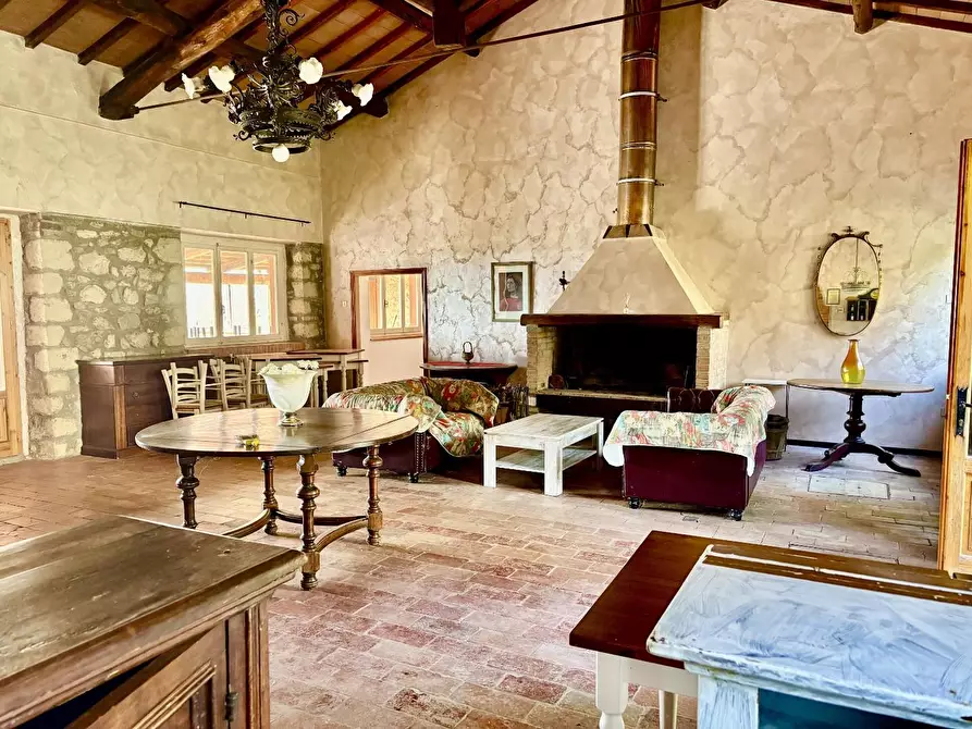 Immagine 33 di Villa in vendita  a San Gimignano