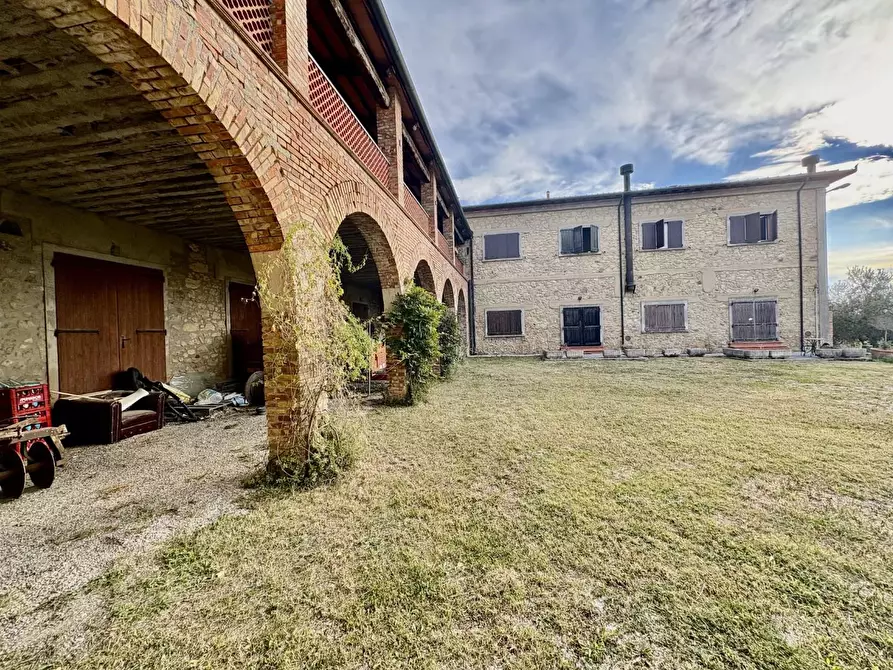 Immagine 6 di Villa in vendita  a San Gimignano