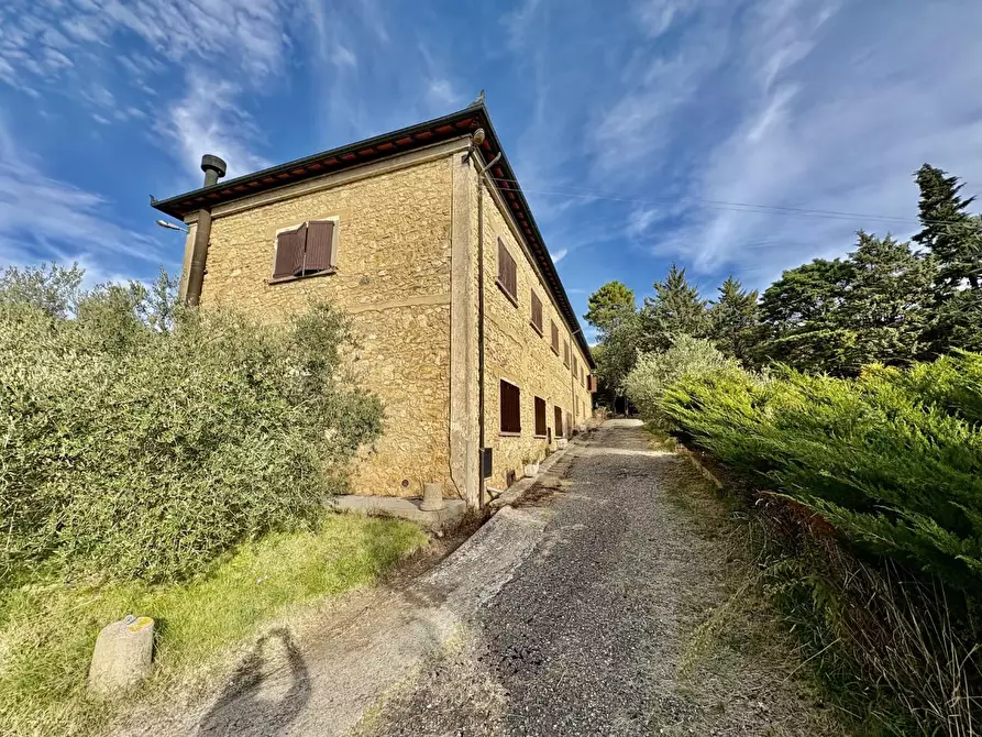 Immagine 18 di Villa in vendita  a San Gimignano