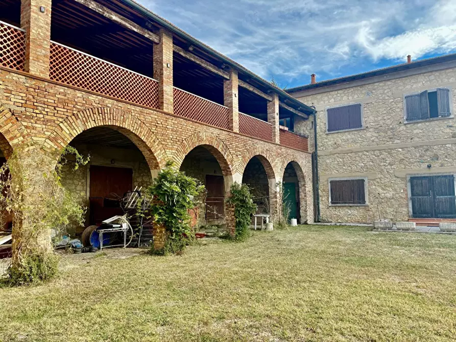 Immagine 4 di Villa in vendita  a San Gimignano