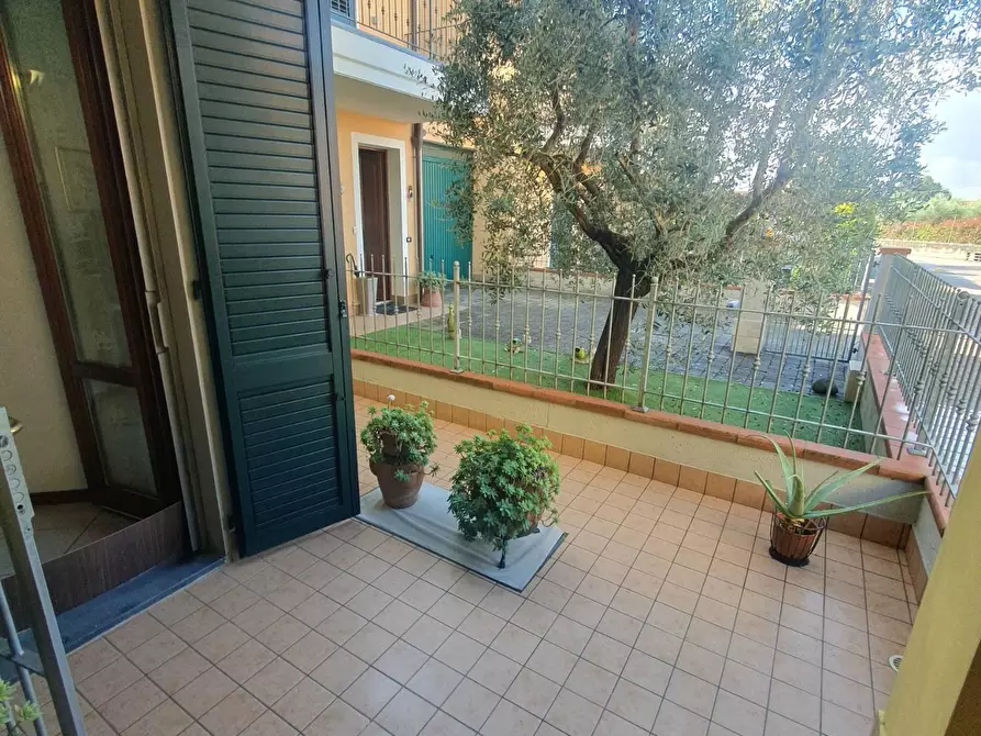 Immagine 37 di Appartamento in vendita  a Altopascio