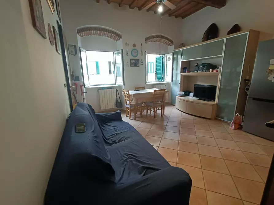 Immagine 4 di Appartamento in vendita  a Livorno