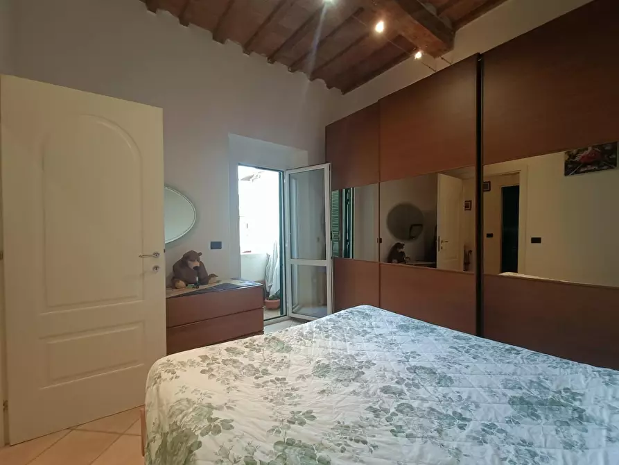 Immagine 13 di Appartamento in vendita  a Livorno