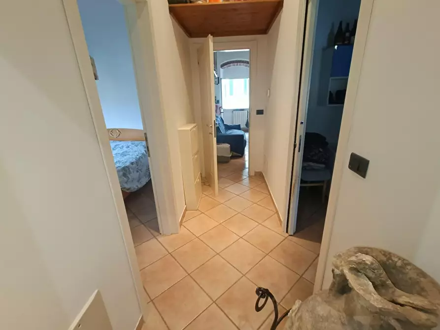 Immagine 6 di Appartamento in vendita  a Livorno