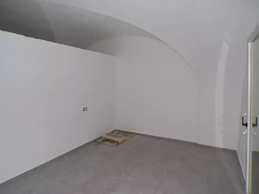 Immagine 19 di Appartamento in vendita  a Cascina