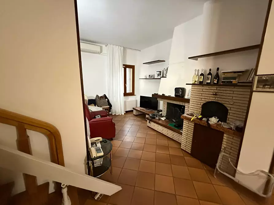 Immagine 3 di Appartamento in affitto  a Calcinaia