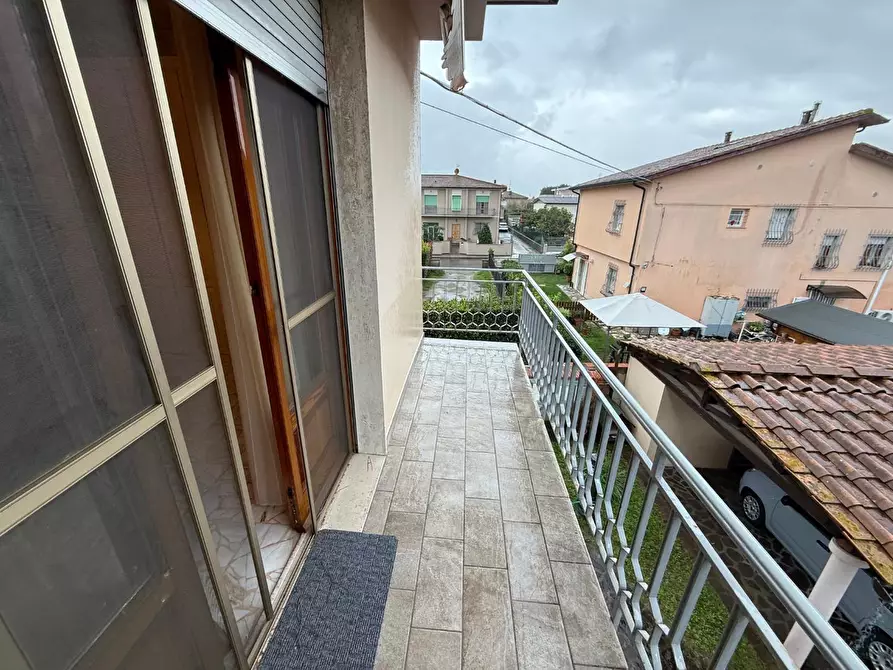 Immagine 37 di Appartamento in affitto  a Calcinaia