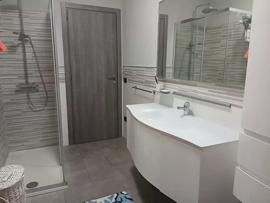 Immagine 14 di Appartamento in vendita  a Cascina