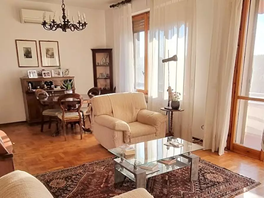 Immagine 4 di Appartamento in vendita  a Pisa