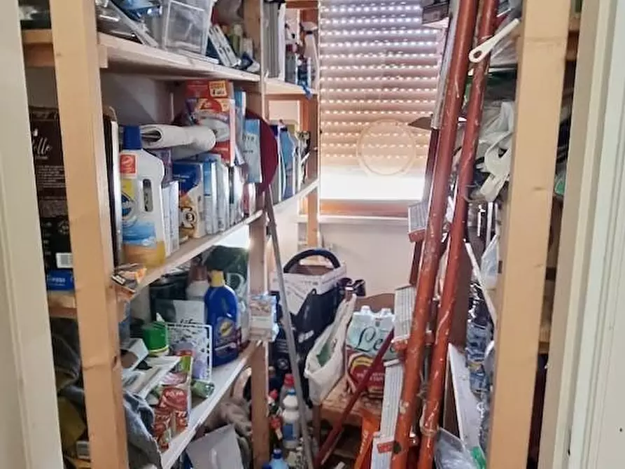 Immagine 38 di Appartamento in vendita  a Pisa