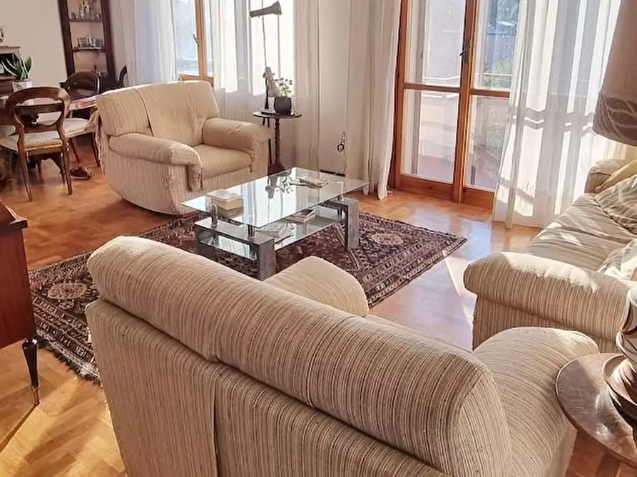 Immagine 9 di Appartamento in vendita  a Pisa