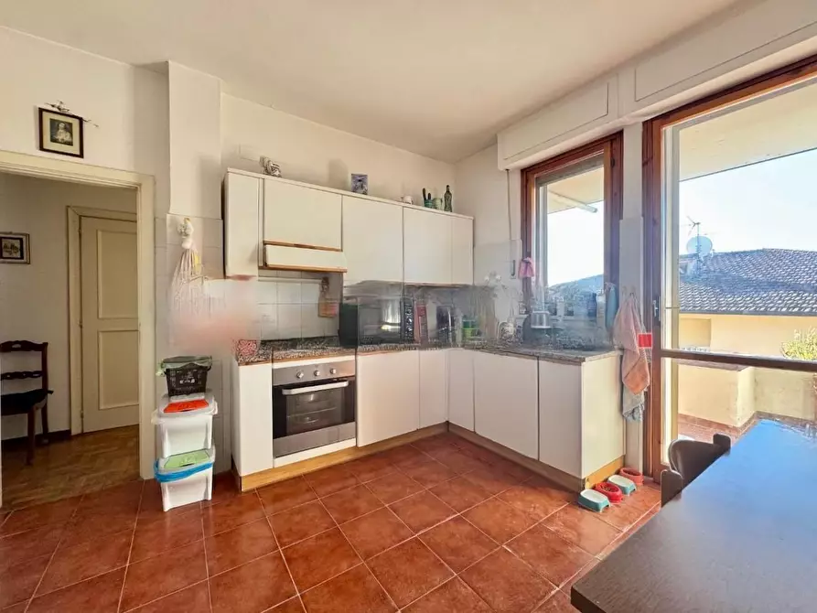 Immagine 11 di Appartamento in vendita  a Pisa