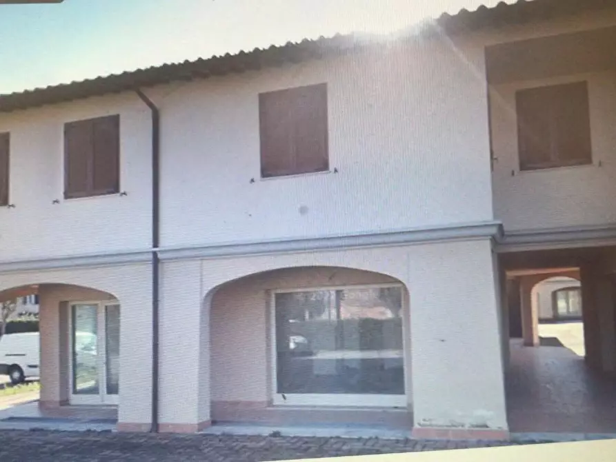 Immagine 1 di Appartamento in vendita  a Vicopisano