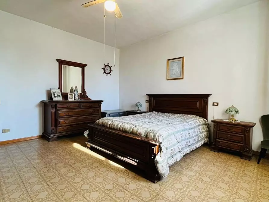 Immagine 21 di Terratetto in vendita  a Cascina