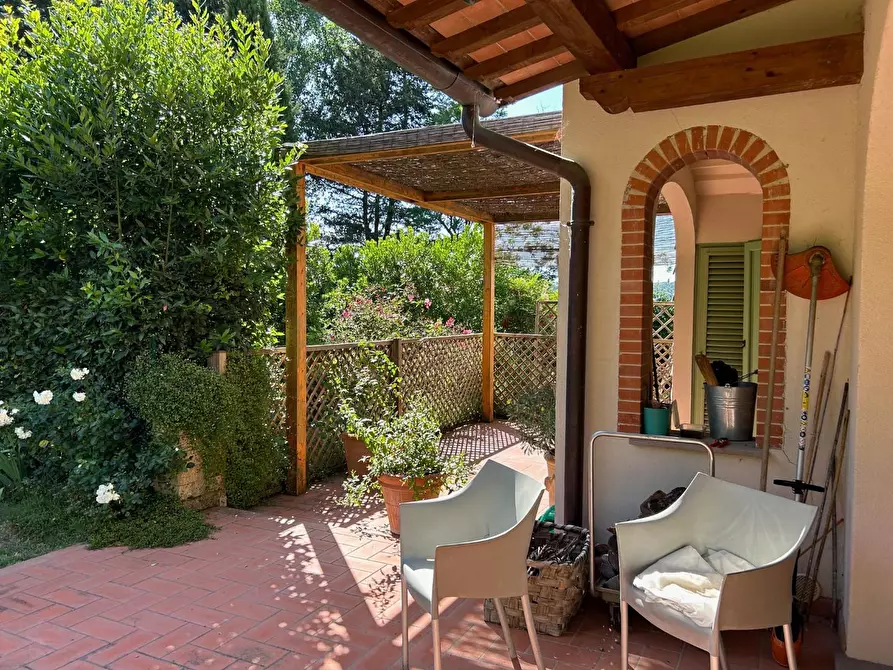 Immagine 25 di Appartamento in vendita  a Empoli