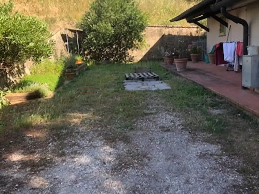 Immagine 38 di Appartamento in vendita  a Empoli