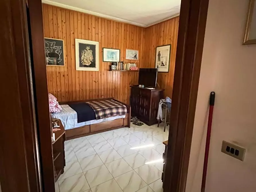 Immagine 8 di Appartamento in vendita  a Massa