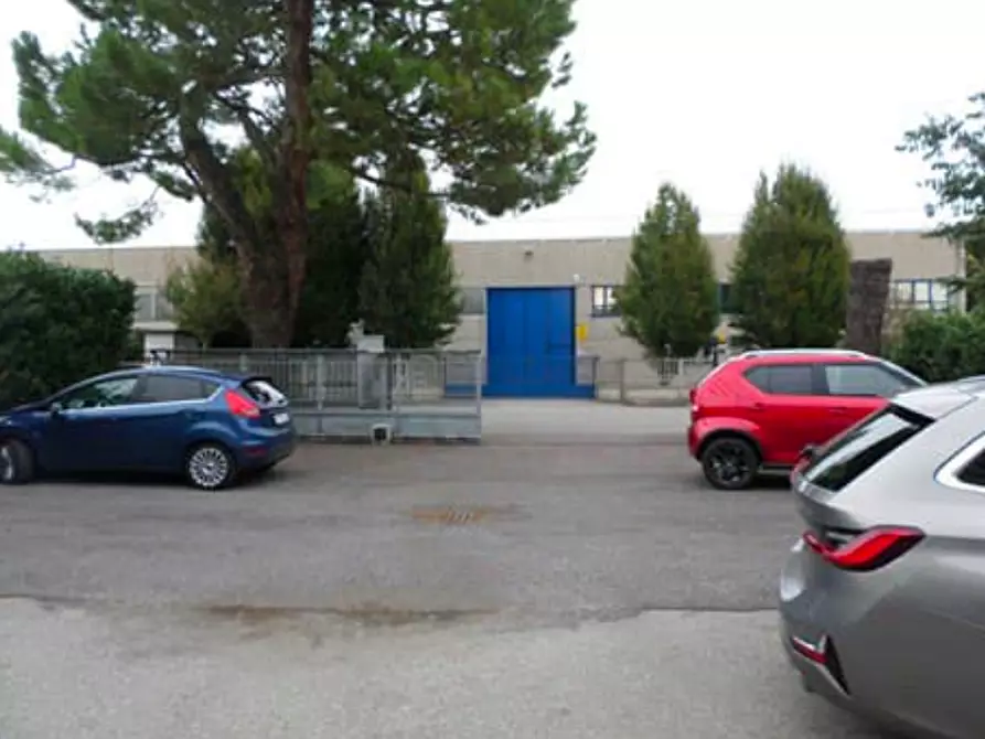 Immagine 8 di Capannone industriale in vendita  a Ronco Briantino