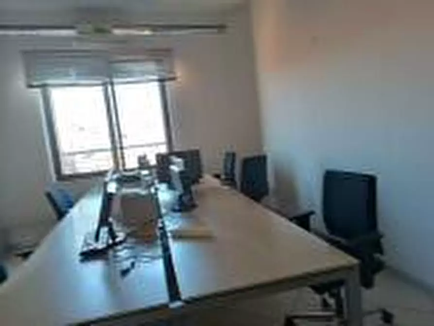 Immagine 7 di Ufficio in affitto  a Pisa