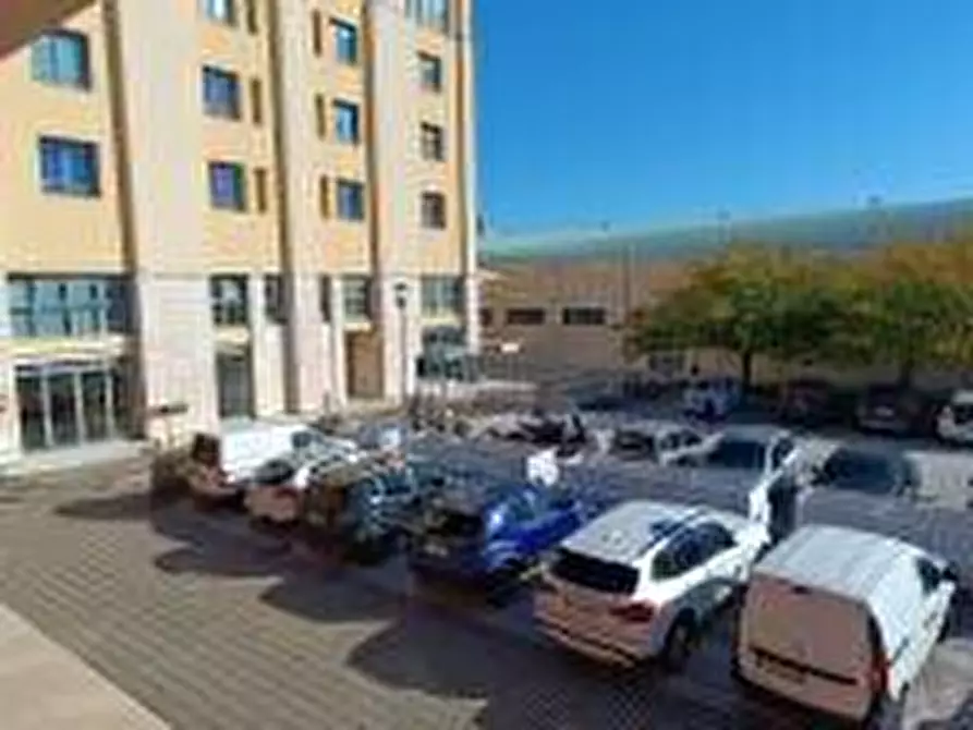 Immagine 21 di Ufficio in affitto  a Pisa