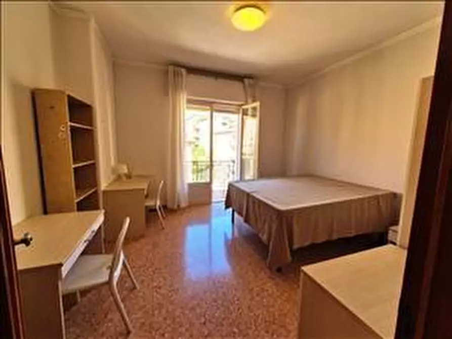 Immagine 7 di Appartamento in vendita  a Siena