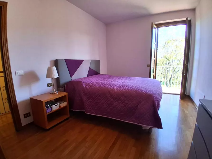 Immagine 12 di Casa bifamiliare in vendita  a Capannori