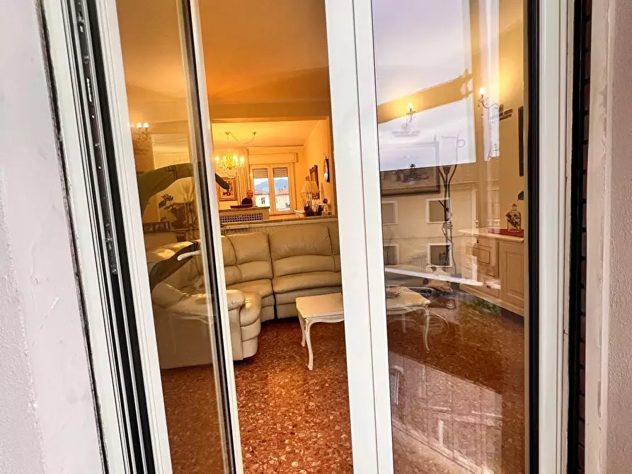 Immagine 16 di Appartamento in vendita  a Pontedera