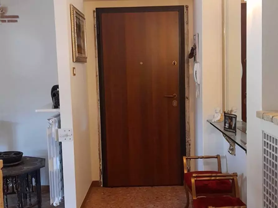 Immagine 28 di Appartamento in vendita  a Pontedera