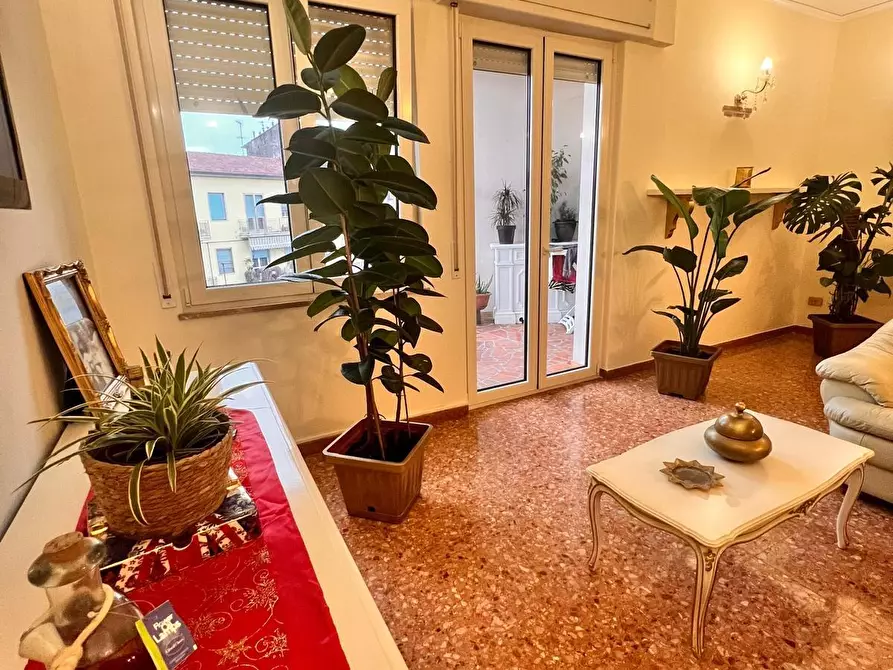 Immagine 13 di Appartamento in vendita  a Pontedera