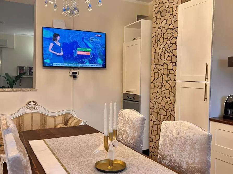 Immagine 5 di Appartamento in vendita  a Pontedera