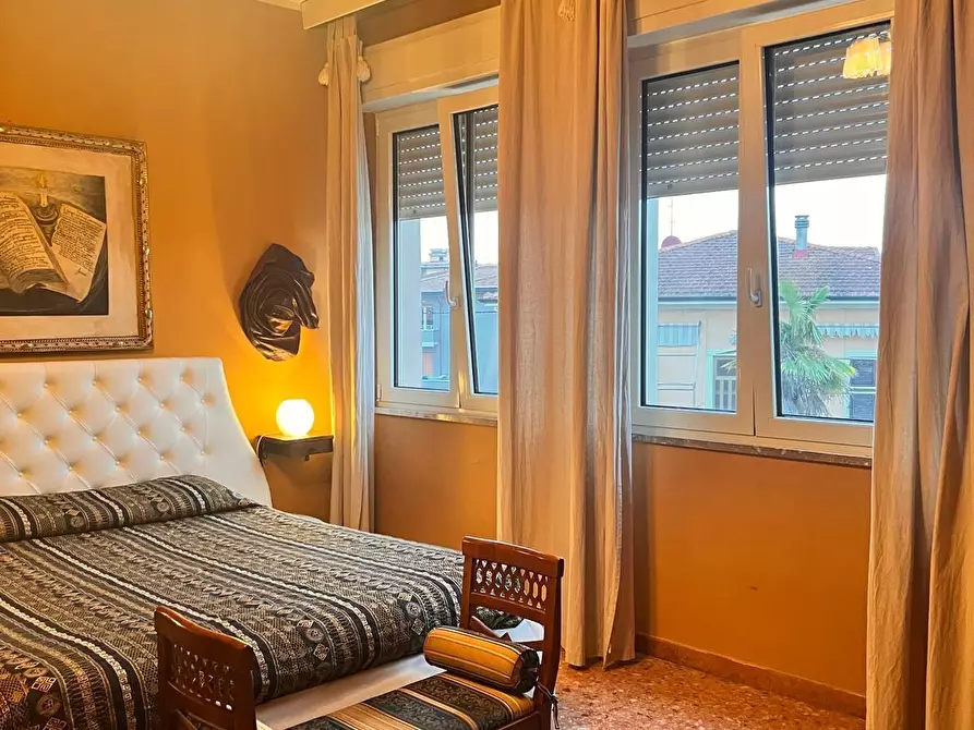 Immagine 21 di Appartamento in vendita  a Pontedera