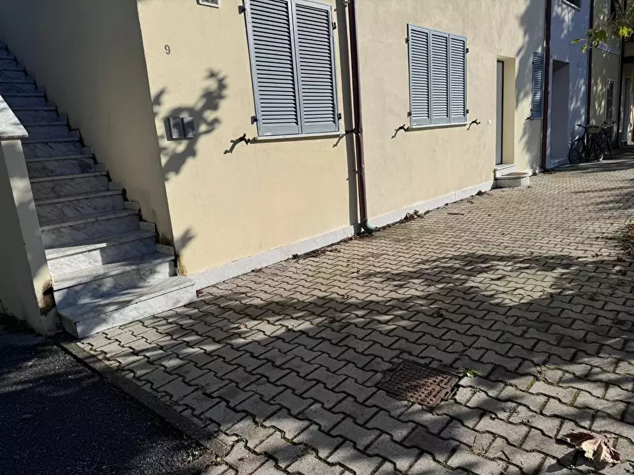 Immagine 15 di Appartamento in vendita  a Carrara