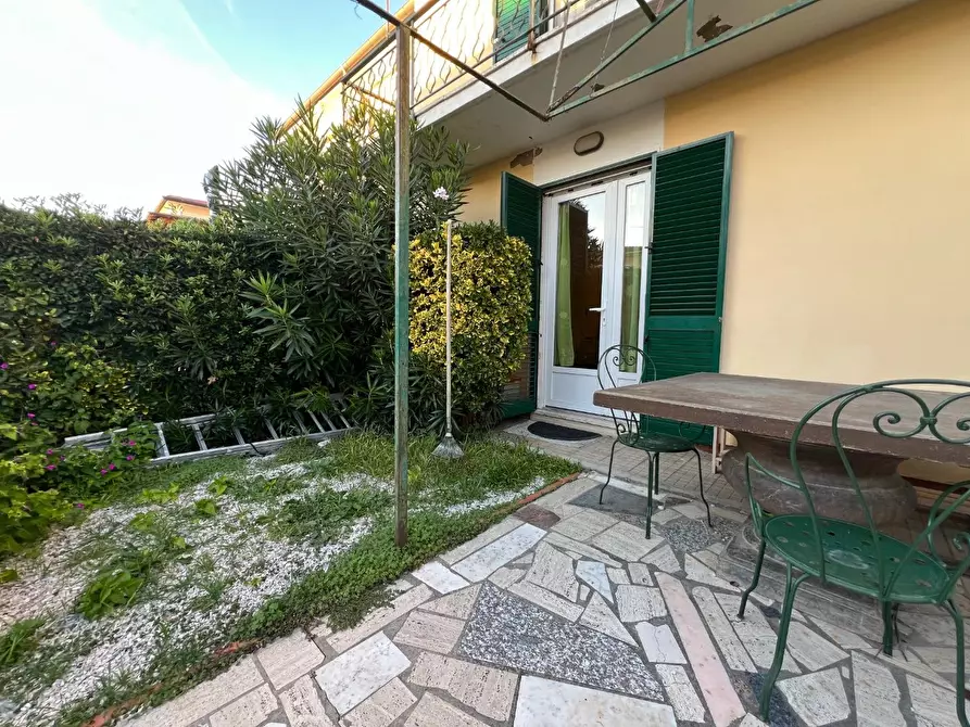 Immagine 3 di Villetta a schiera in vendita  a Cecina