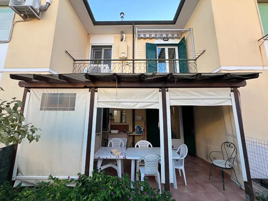 Immagine 31 di Villetta a schiera in vendita  a Cecina