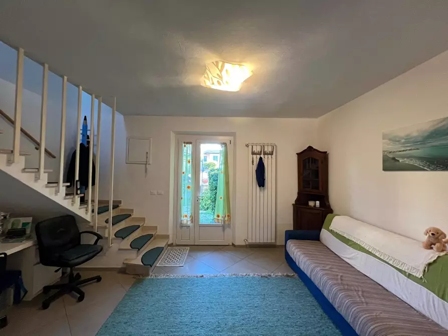 Immagine 9 di Villetta a schiera in vendita  a Cecina