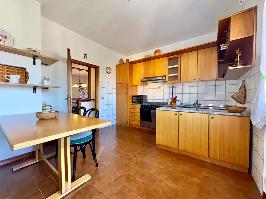 Immagine 16 di Appartamento in vendita  a Cascina