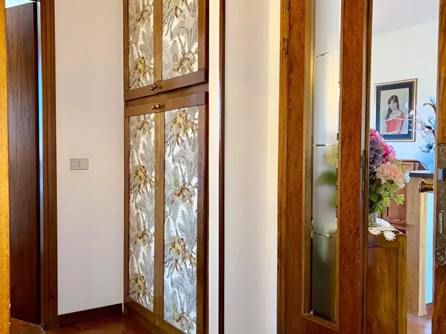 Immagine 17 di Appartamento in vendita  a Cascina