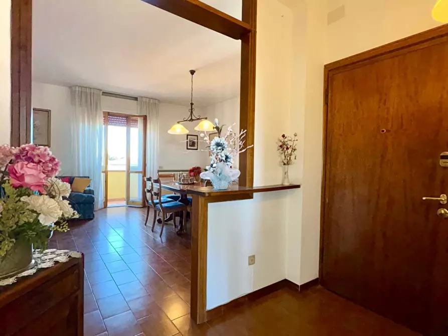 Immagine 3 di Appartamento in vendita  a Cascina