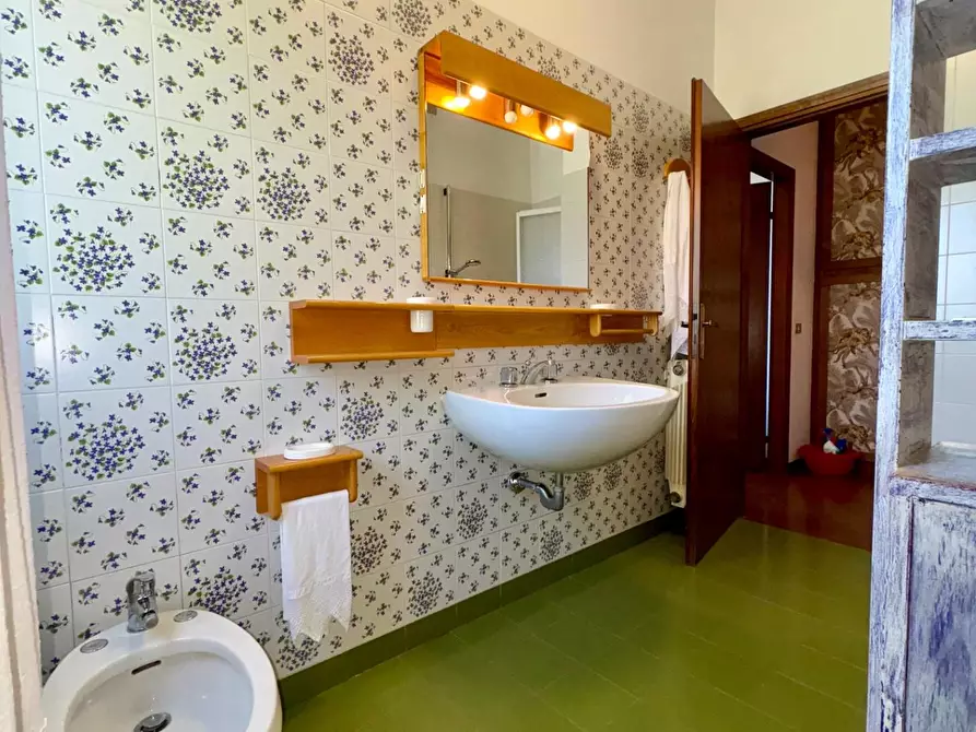 Immagine 30 di Appartamento in vendita  a Cascina