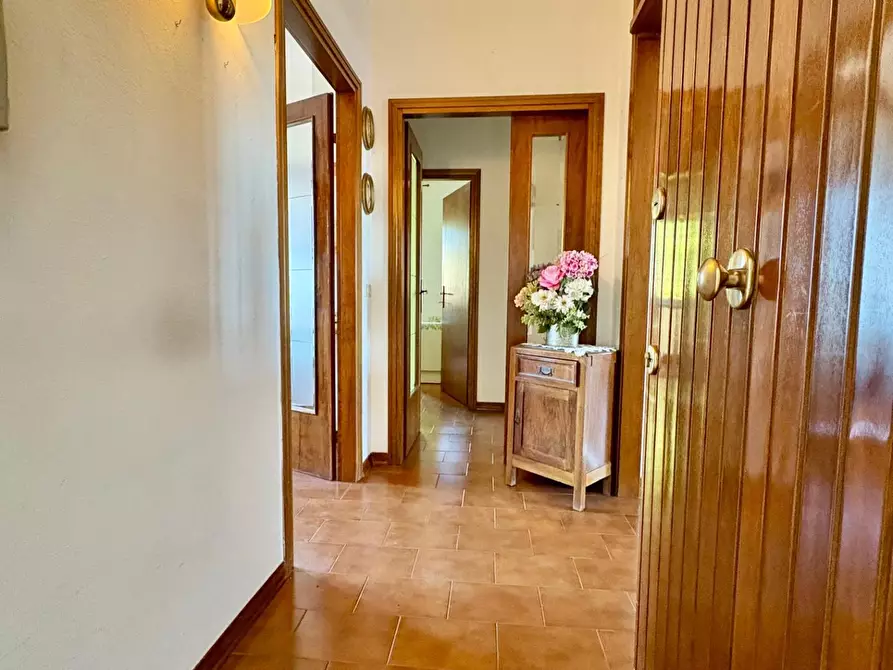 Immagine 2 di Appartamento in vendita  a Cascina