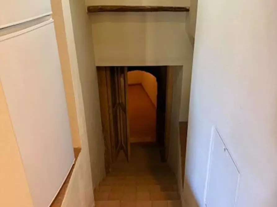 Immagine 7 di Appartamento in vendita  a Siena