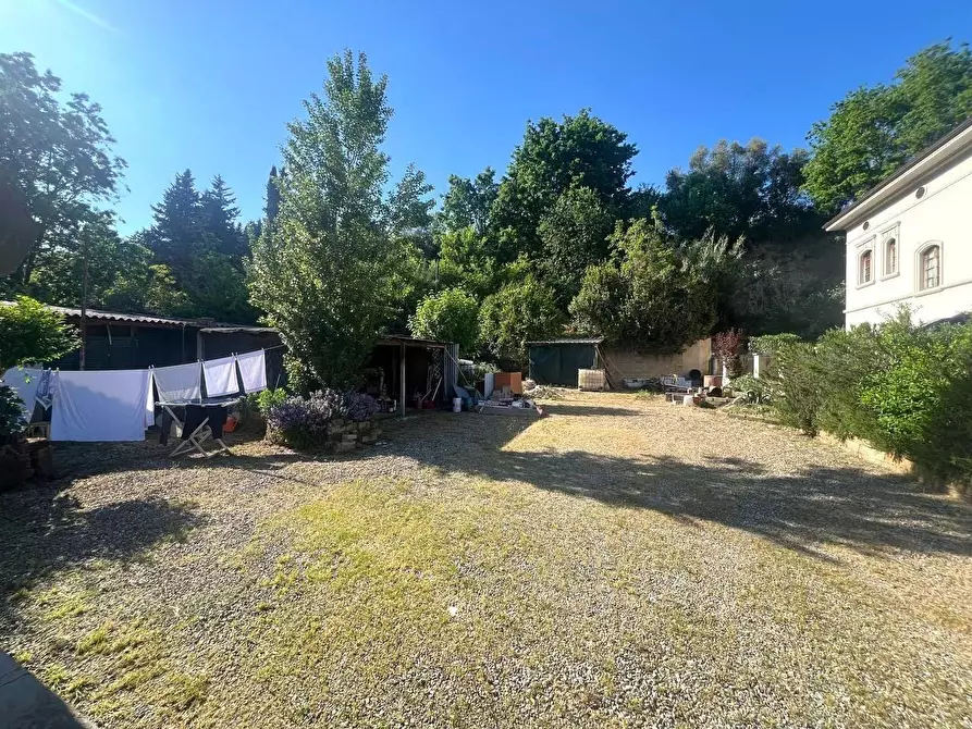Immagine 32 di Villa in vendita  a Casciana Terme Lari