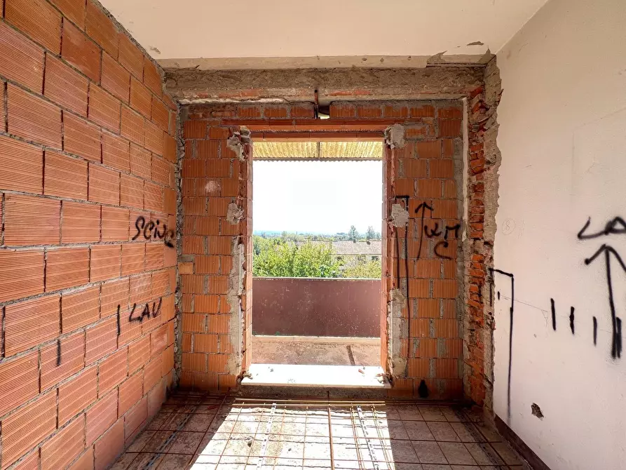 Immagine 25 di Villa in vendita  a Buti